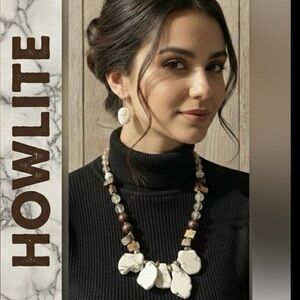 Howlite and Beads Necklace and Bracelet Set.    Earrings are White Turquoise.